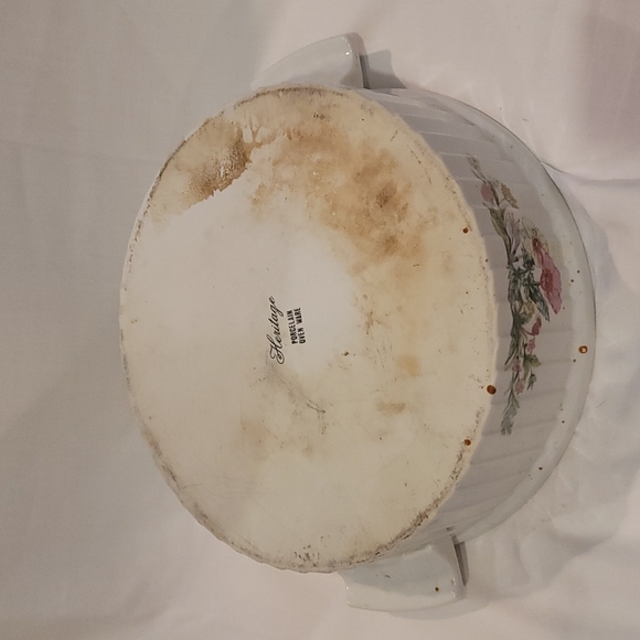 Vintage Heritage Porcelain Ovenware Casserole Dish - Picture 4 of 4